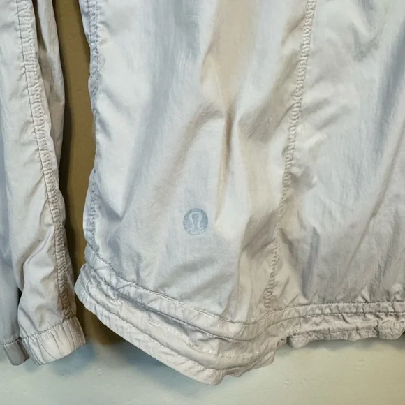 Lululemon Lightweight Jacket - Picture 4 of 6